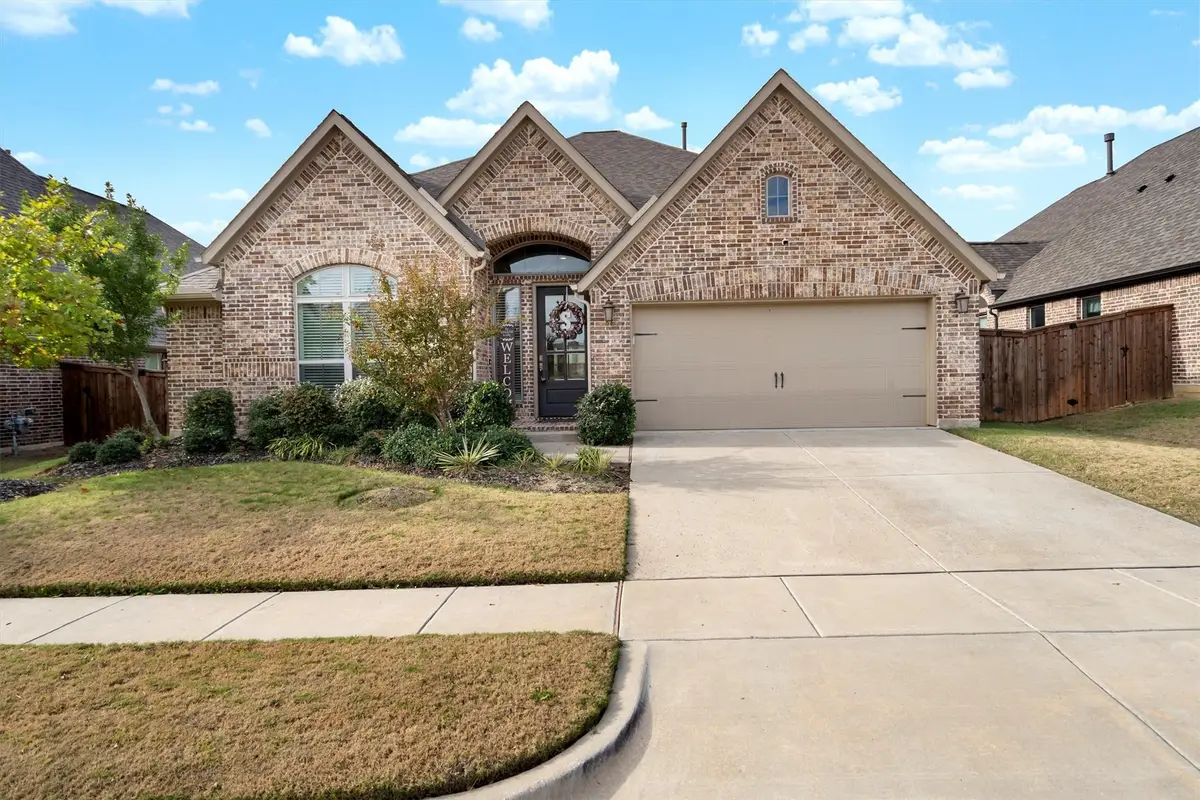 4017 Palomino Road, Aubrey, TX 76227 - Image #1