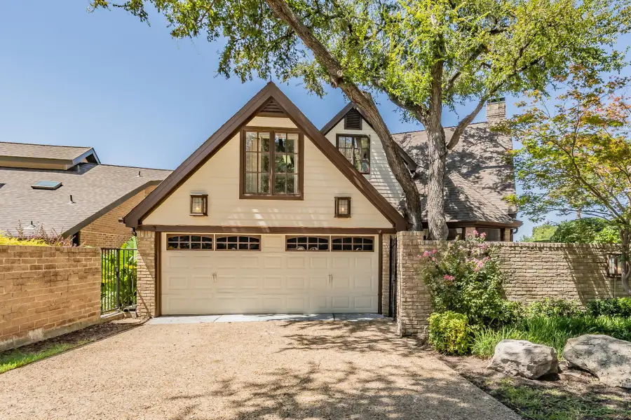 16056 Chalfont Court, Dallas, TX 75248 - Image #2