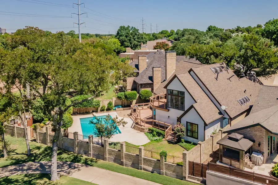 16056 Chalfont Court, Dallas, TX 75248 - Image #3
