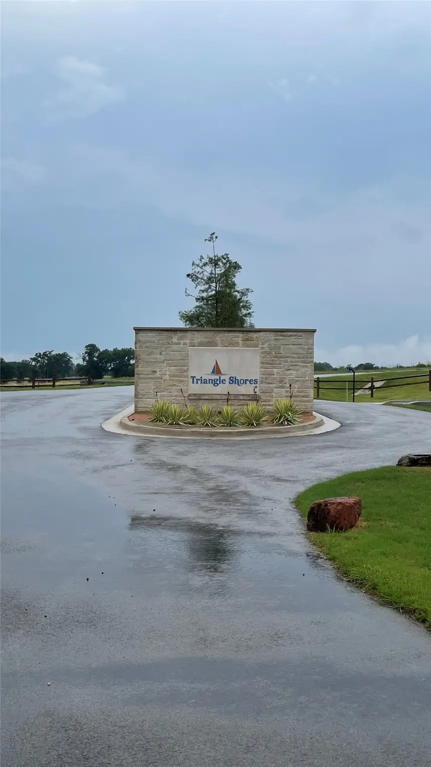 Lot 33 With Boat Slip, Triangle Shores Dr, Corsicana, TX 75109 - Image #2