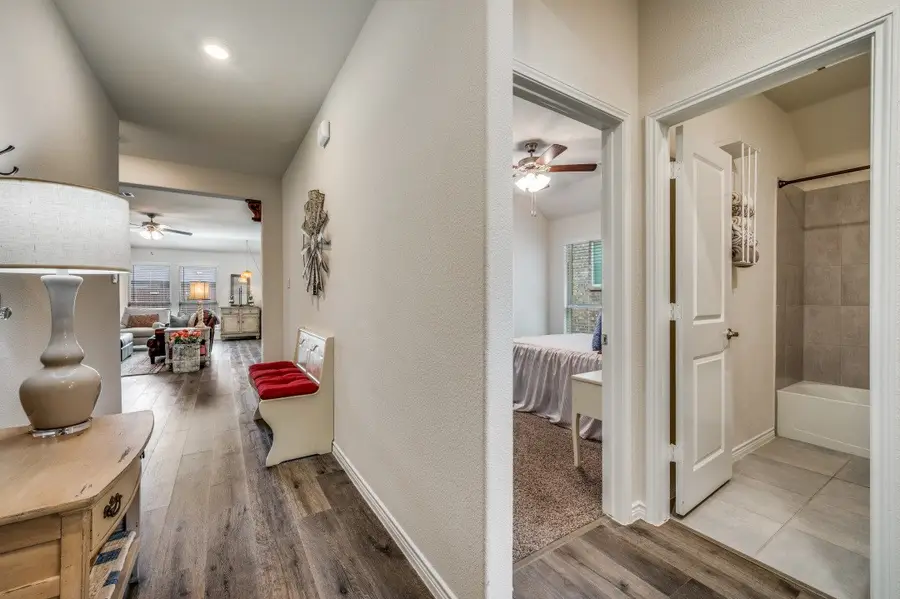 10516 Breezeway Drive, Aubrey, TX 76227 - Image #3