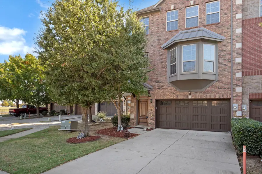 7852 Fox Horn Drive, Irving, TX 75063 - Image #2