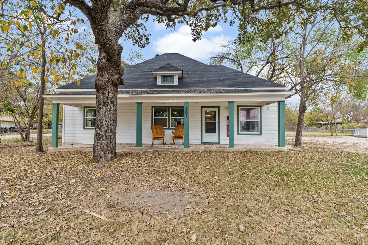 301 Ne 1st Street, Cross Plains, TX 76443 - Image #1