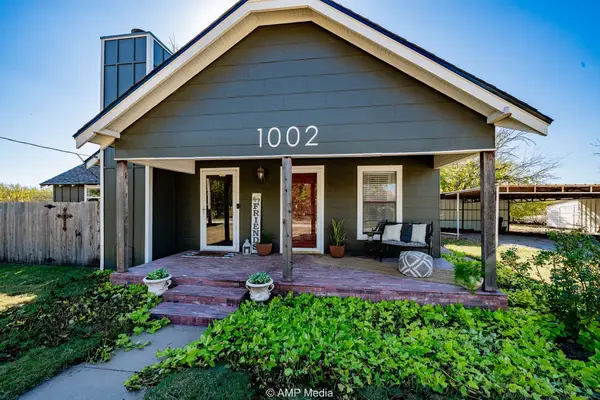 1002 Maple Street, Stamford, TX 79553