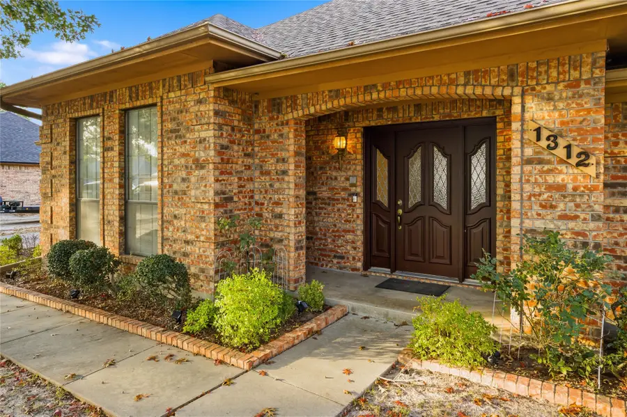 1312 Tiffany Lane, Commerce, TX 75428 - Image #2