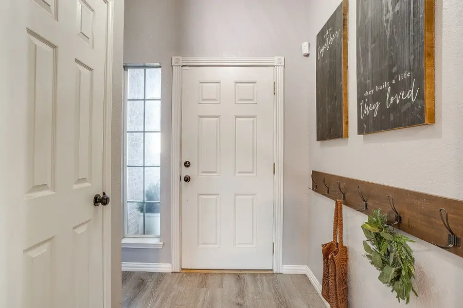 193 Adams Drive, Crowley, TX 76036 - Image #3