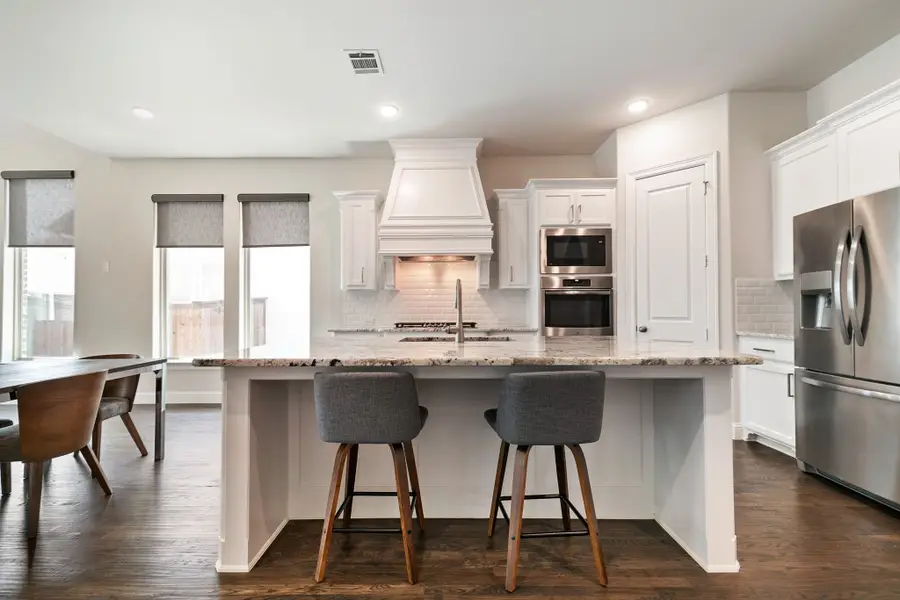 7742 Cooke Drive, Irving, TX 75063 - Image #3