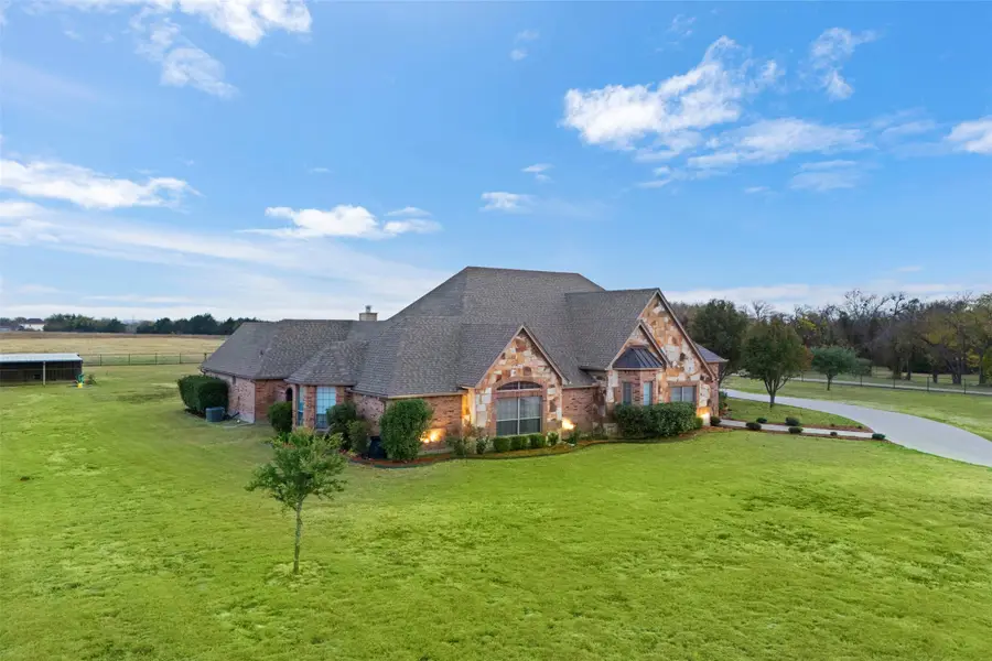219 Mohundro Road, Ellis, TX 75125 - Image #2