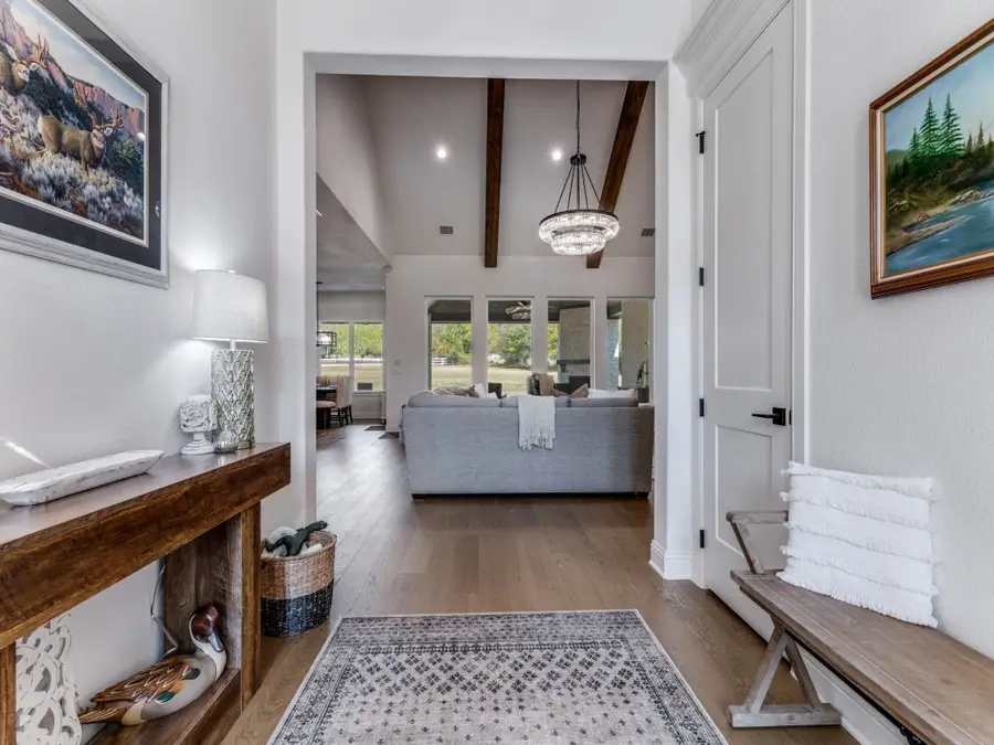 129 Lariat Court, Azle, TX 76020 - Image #3