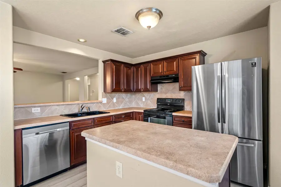 4024 Mantis Street, Fort Worth, TX 76106 - Image #3