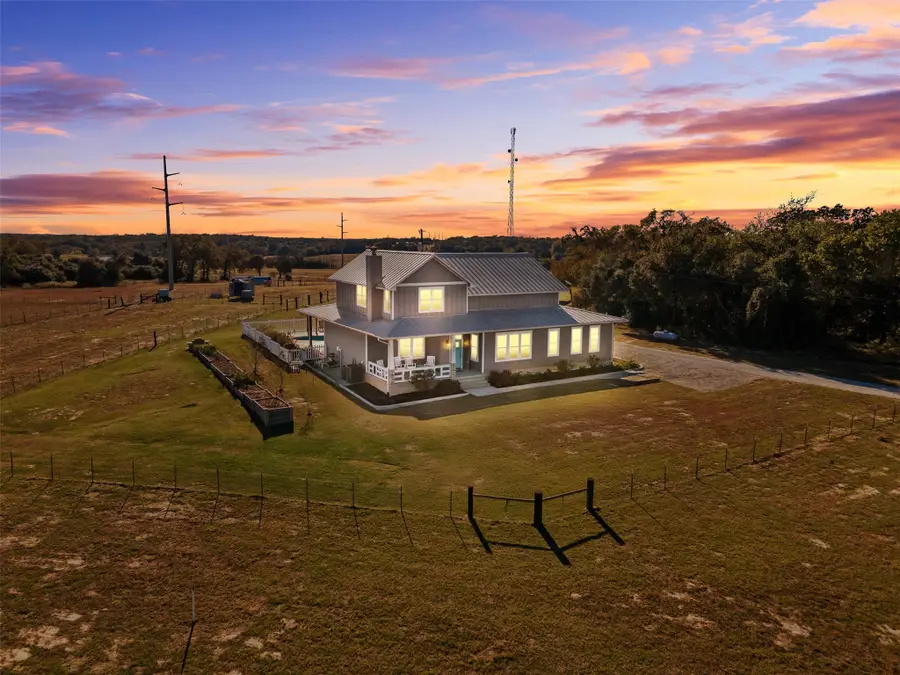 1694 Henry Prairie Road, Franklin, TX 77856 - Image #2