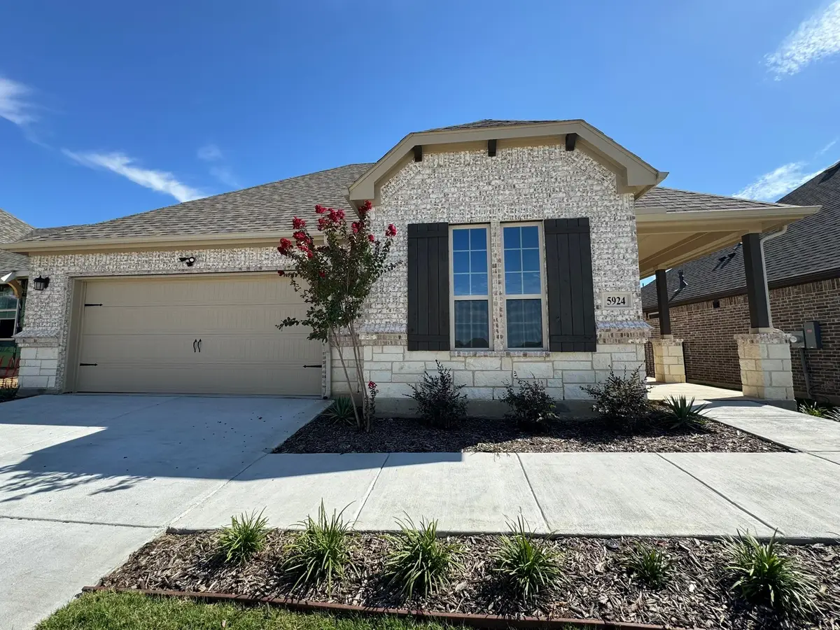 5924 Carmona Trail, Fort Worth, TX 76123 - Image #1