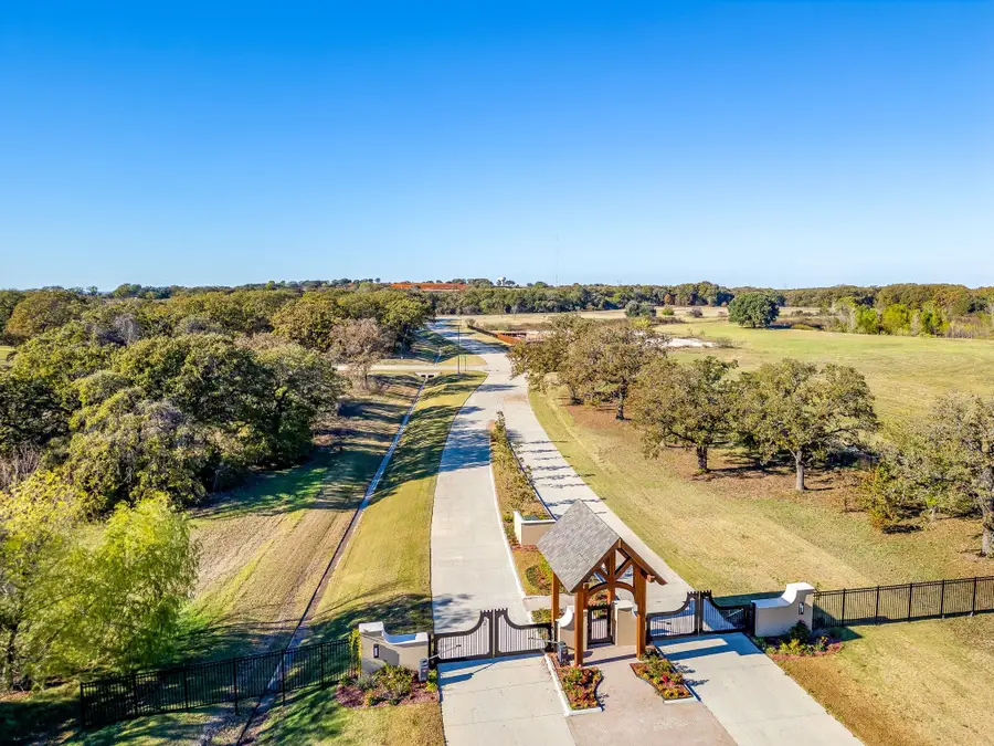 1205 Nottaway Court, Burleson, TX 76028 - Image #3