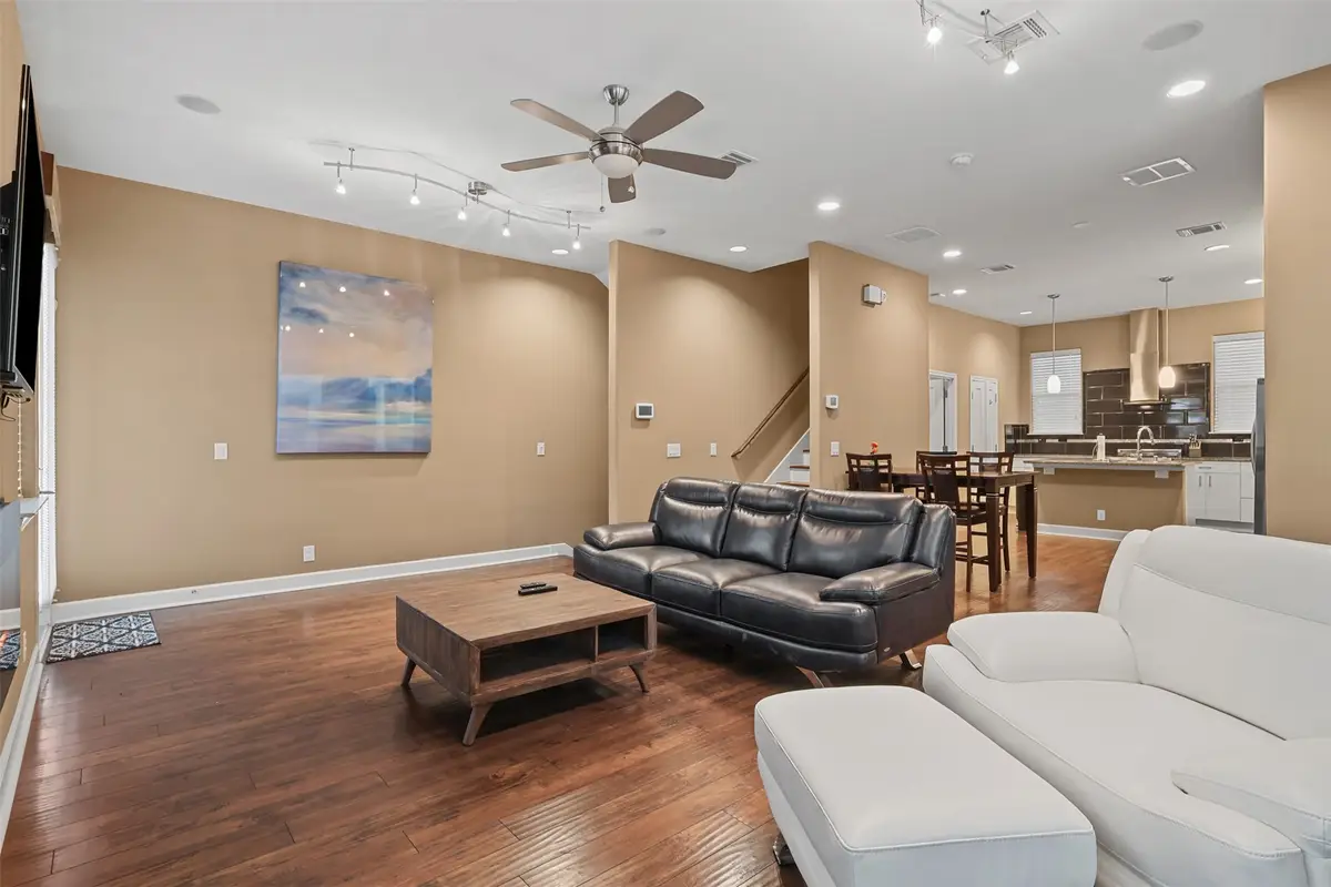 1717 Annex Avenue #602, Dallas, TX 75204 - Image #1