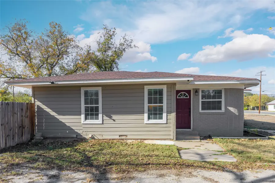 1803 4th St, Brownwood, TX 76801 - #3