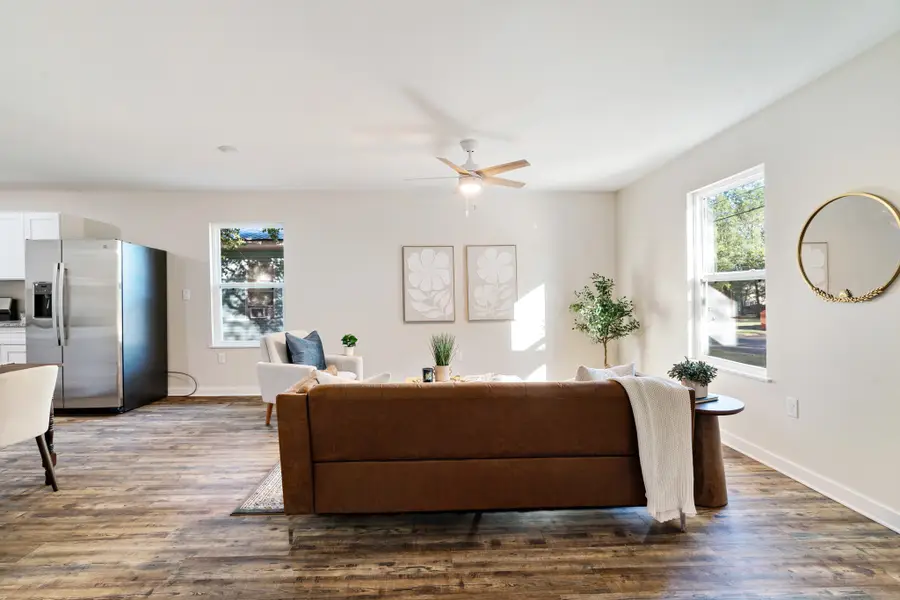 1337 E Houston Street, Paris, TX 75460 - Image #2