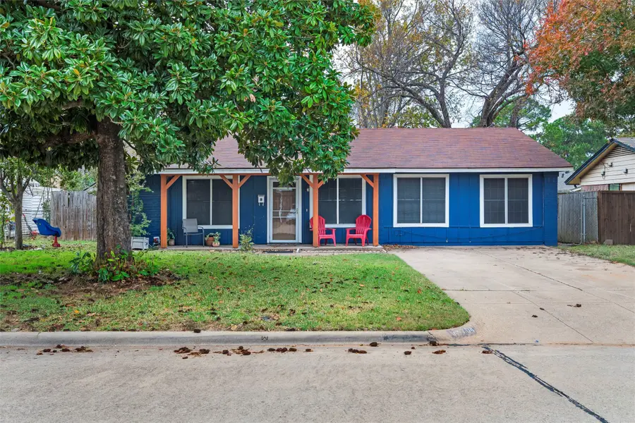 704 Clover Park Drive, Arlington, TX 76013 - Image #2