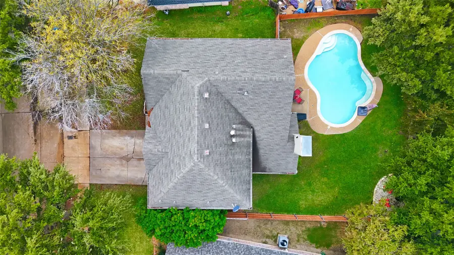 5429 Blue Water Lake Drive, Fort Worth, TX 76137 - Image #2