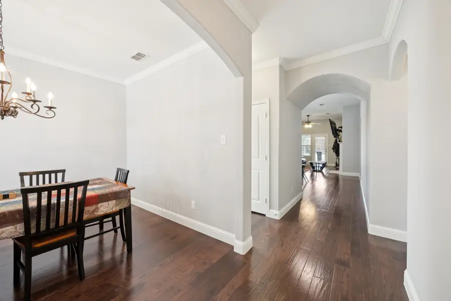 5857 Burgundy Rose Drive, Fort Worth, TX 76123 - Image #3