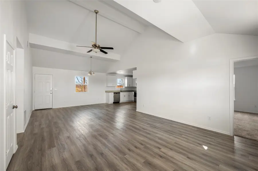 437 Whitney Court, Rio Vista, TX 76093 - Image #3