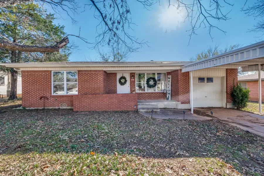 1406 Vine Street, Bridgeport, TX 76426 - Image #2