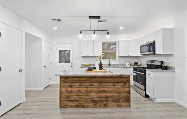 1115 Phillips Drive, Brownwood, TX 76801