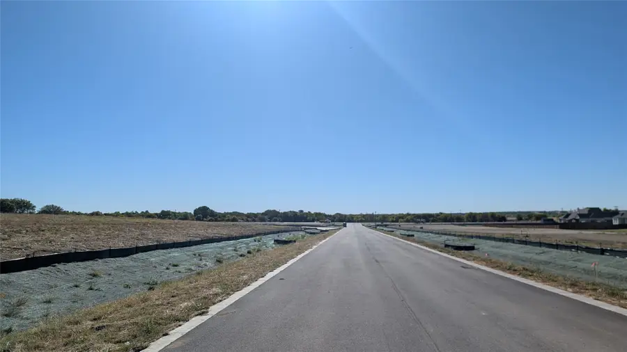 183 Lavish Lane, Lorena, TX 76655 - Image #3