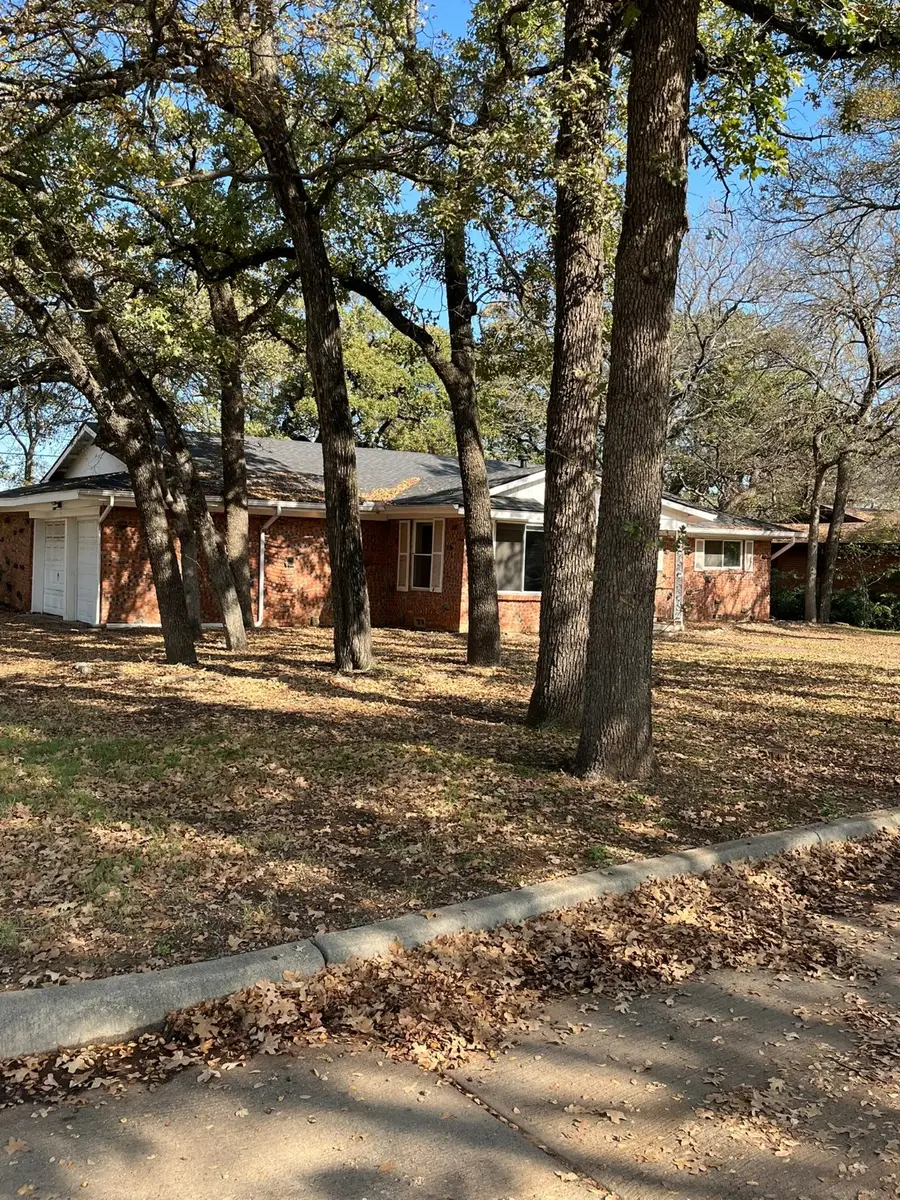 501 Merrill Drive, Bedford, TX 76022 - Image #2