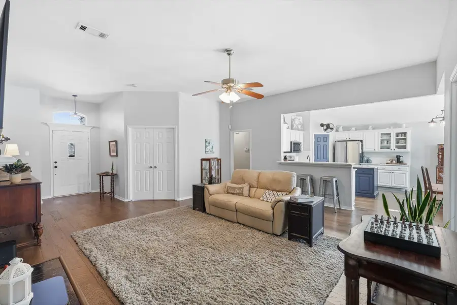 3200 Peakview Drive, Corinth, TX 76210 - Image #3