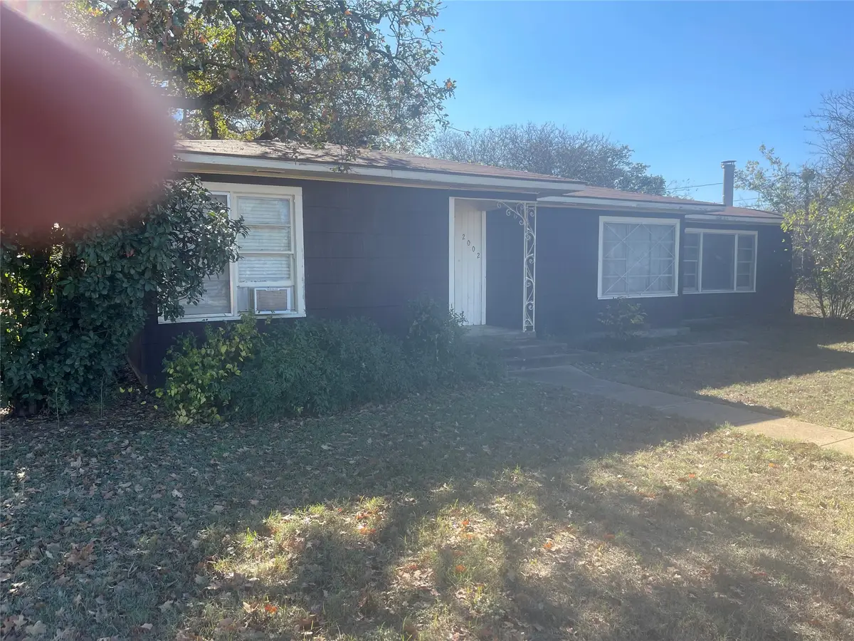 201 S Hillcrest Avenue, Eastland, TX 76448 - Image #1