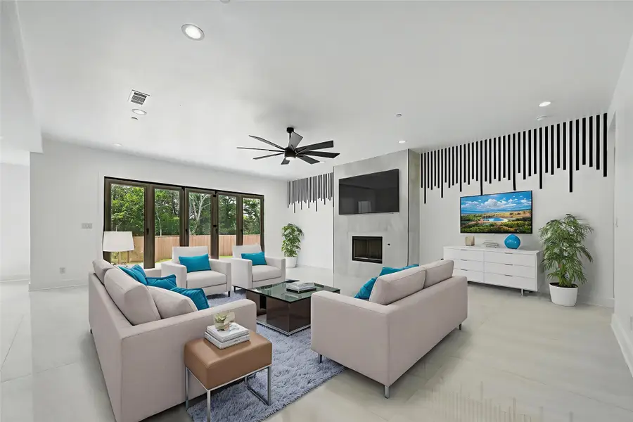 309 Whispering Way, Red Oak, TX 75154 - Image #2