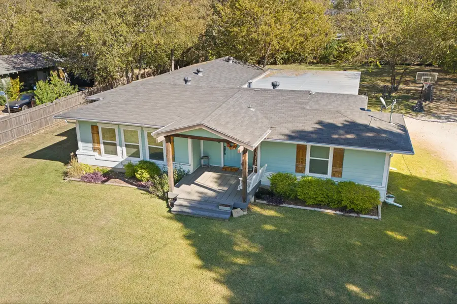 605 S 3rd Street, Grandview, TX 76050 - Image #3