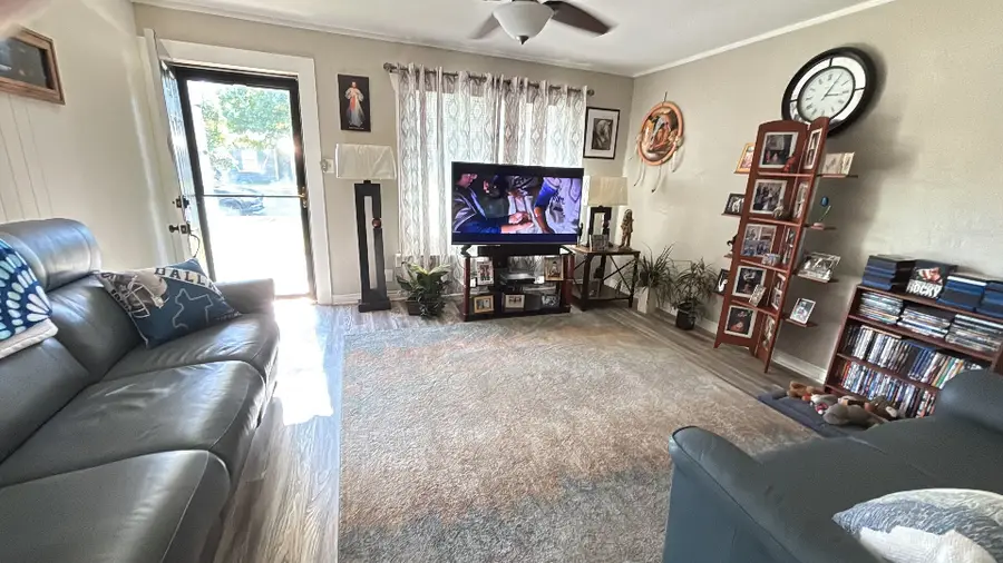 528 NW King Street, Burleson, TX 76028 - #3