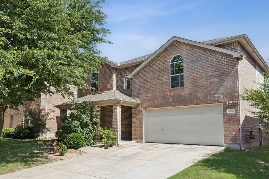 10416 Cochron Drive, McKinney, TX 75072 - Image #2