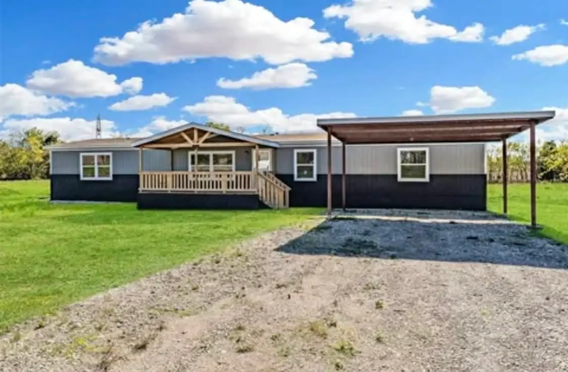 5017 Dove Street, Greenville, TX 75402 - Image #1