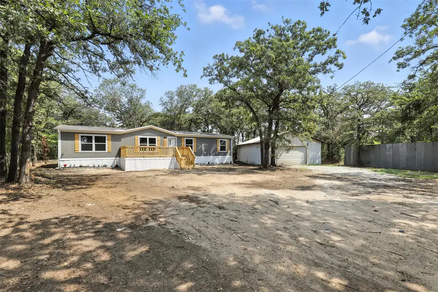 152 Jody Lane, Azle, TX 76020 - Image #3