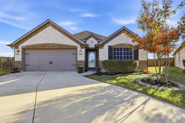 10329 Kingspoint Boulevard, Fort Worth, TX 76140