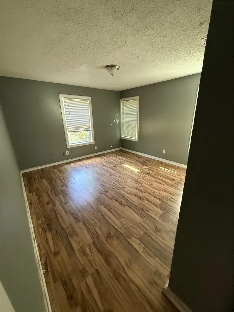 4113 Ave N, Fort Worth, TX 76105 - Image #2