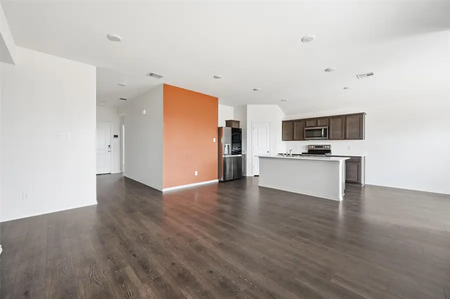 1708 Misty Meadow Lane, Lancaster, TX 75146 - Image #2