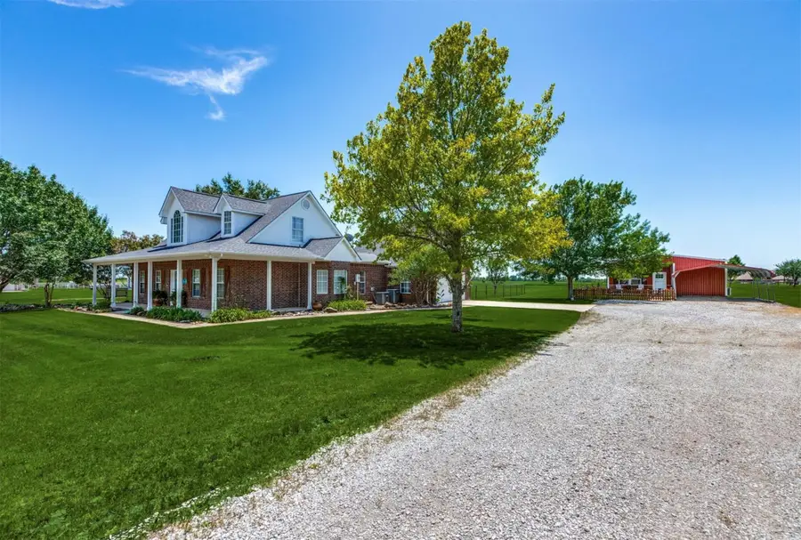 1992 Bledsoe Road, Gunter, TX 75058 - Image #2