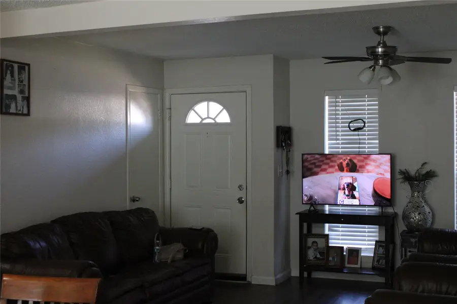 14206 Osage Drive, Balch Springs, TX 75180 - Image #2