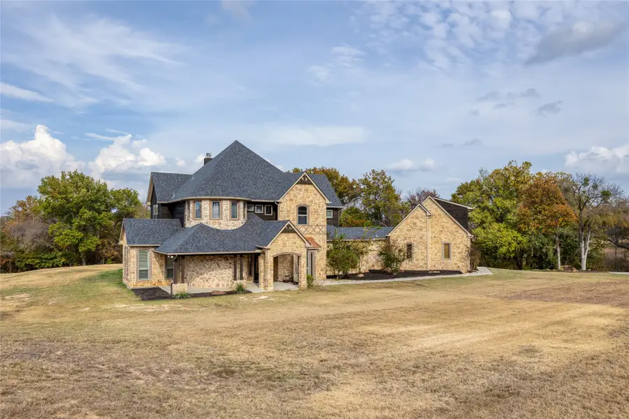 101 E Bozeman Lane, Fort Worth, TX 76108 - Image #2
