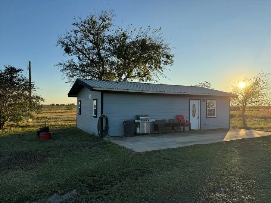 386 County Road 604, Hamilton, TX 76531 - Image #2