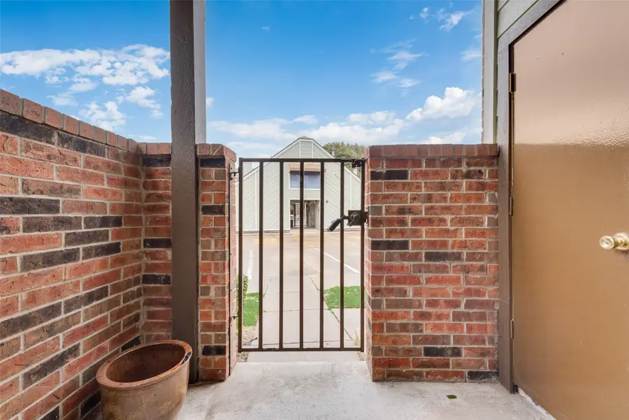 3121 Sondra Drive #108, Fort Worth, TX 76107 - Image #3