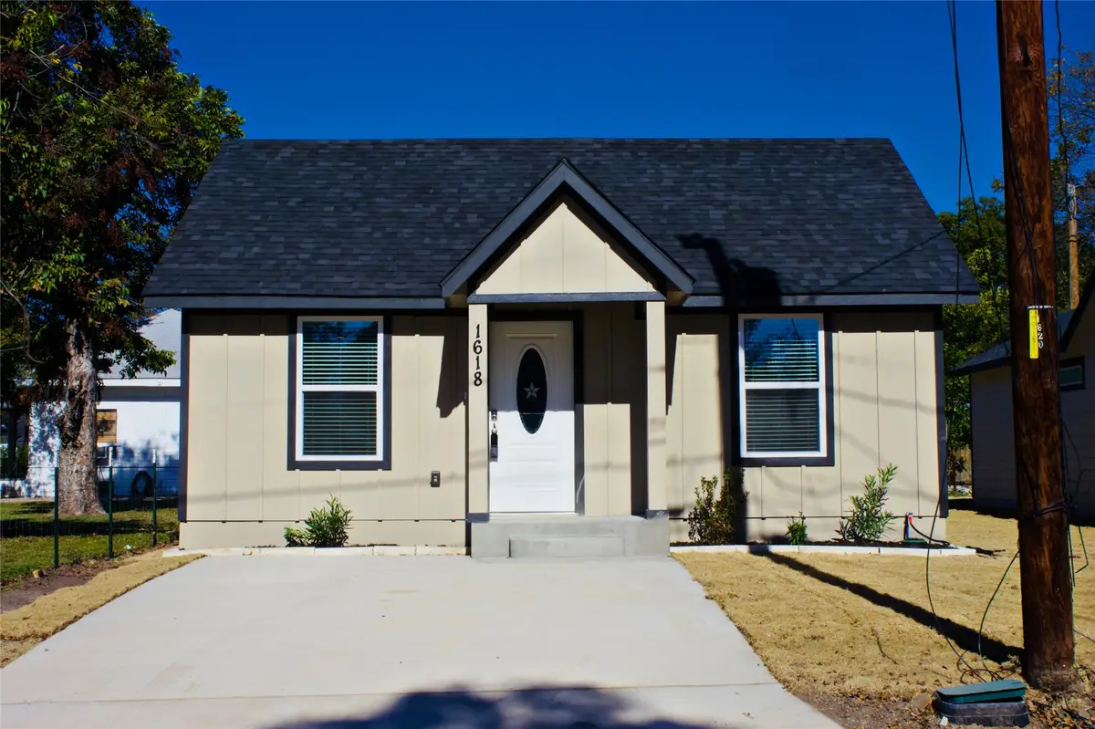 1618 Cleveland Street, Greenville, TX 75401 - Image #1