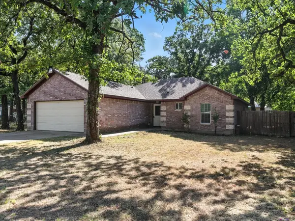 5720 Frisco Avenue, Forest Hill, TX 76119