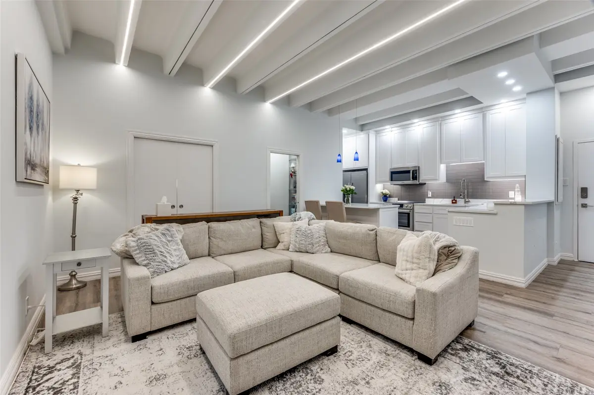 6211 W Northwest Highway #G202, Dallas, TX 75225 - Image #1