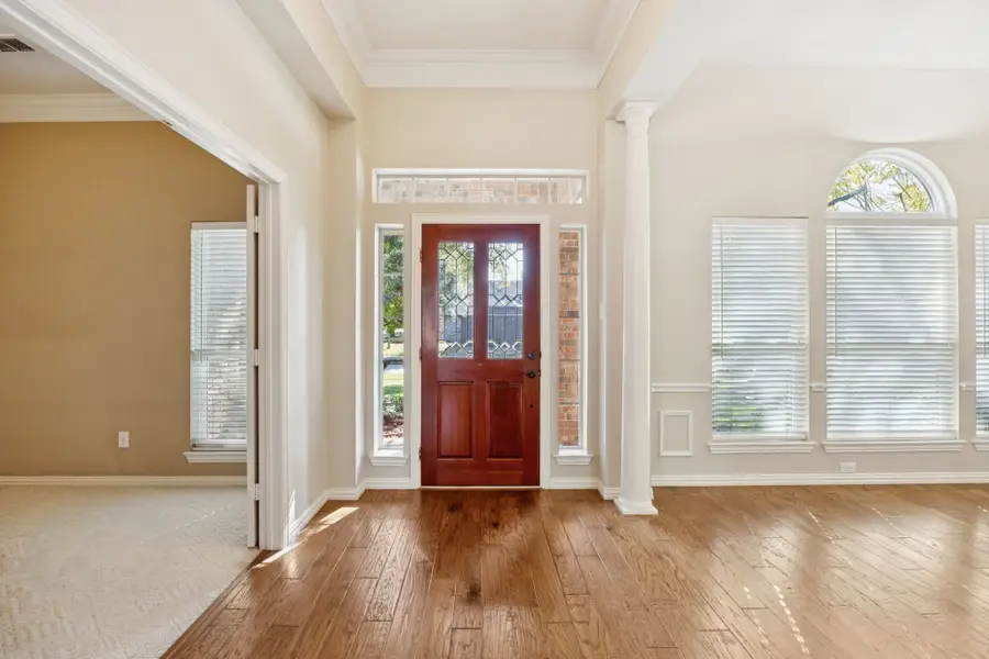 6645 Barclay Lane, Garland, TX 75044 - Image #3