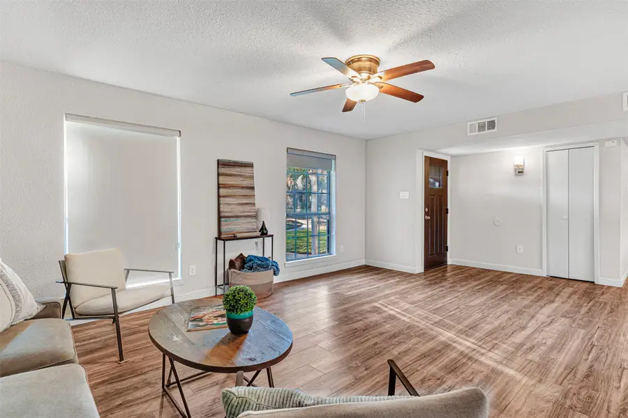 713 Mountain Pass Drive, Plano, TX 75023 - Image #3