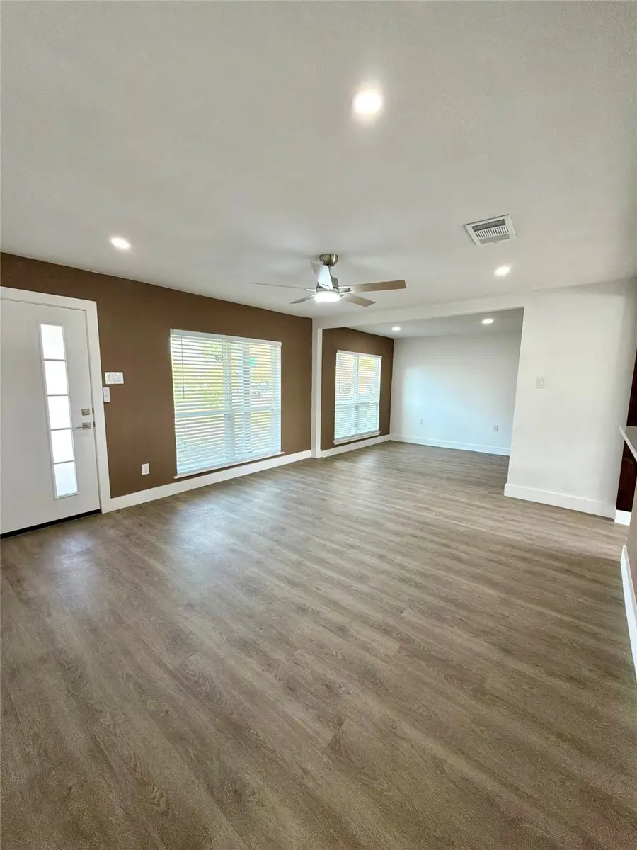 3950 Ambrose Circle, Dallas, TX 75241 - Image #2